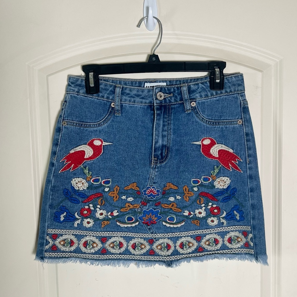 Umgee Skirt Womens Small Blue Denim Embroidered Boho Bird Floral Raw Edge Casual
